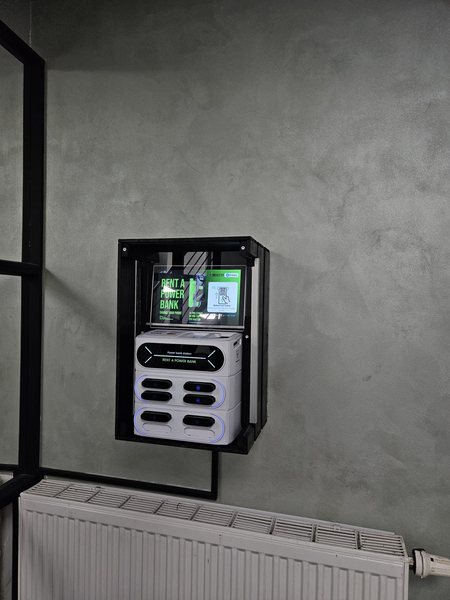 Enlupa-Powerbank-Station bei Bertolds in Freiburg